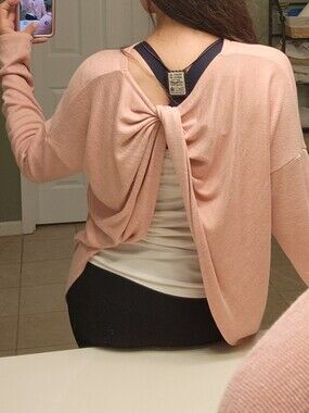 Pursue Fitness Size L Workout Pullover Light Pink Twist-Back Top